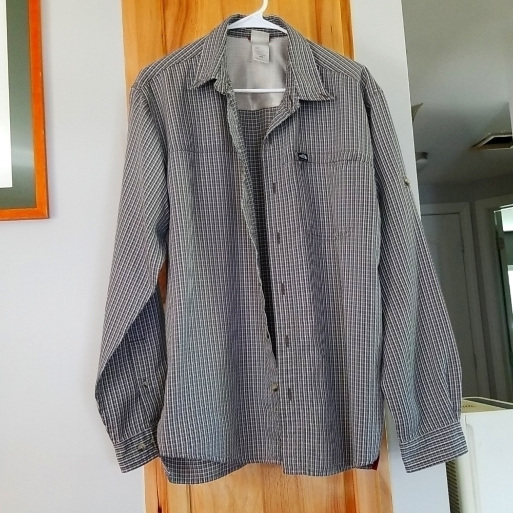 NORTHFACE Button Down Roll Tab Sleeve Mens Shirt Size Medium
